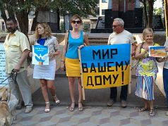 Пикет в Ростове в поддержку Украины. Фото: facebook.com/anton.naumlyuk