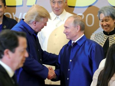 Д. Трамп и В. Путин на саммите АТЭС (Дананг, 10.11.17). Фото: Reuters