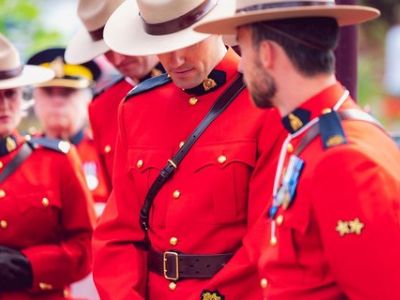 Офицеры Королевской канадской конной полиции. Фото: Pixabay